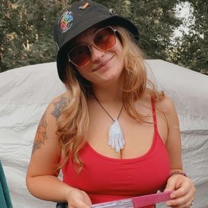 Meet your Posher, Katey